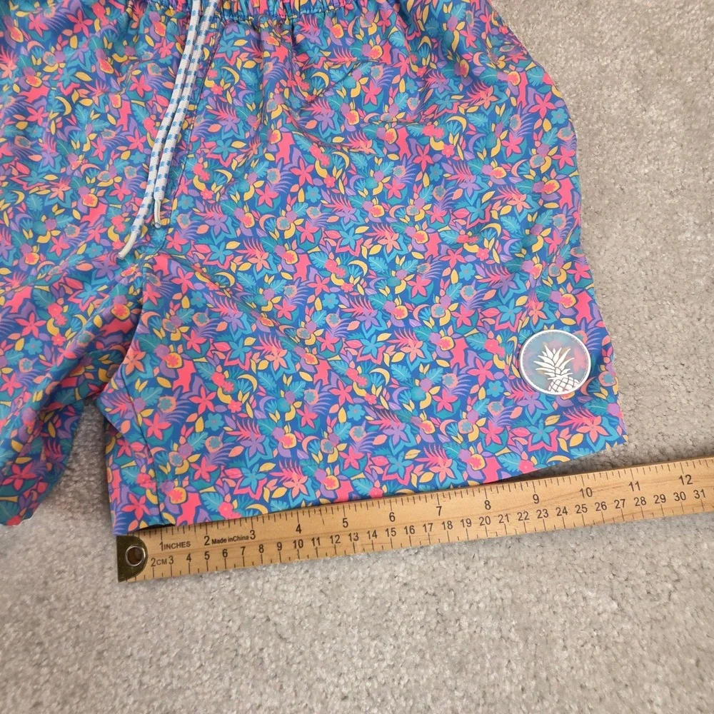 chubbies swim trunks